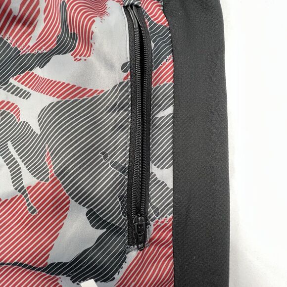 Adidas Aeroready Shorts Mens 2XL Designed 2 Move Sport Camo Red Scarlet Grey - Picture 5 of 9